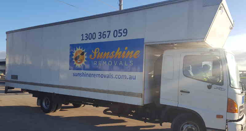 Melbourne Removalists services Sunshine Removals truck